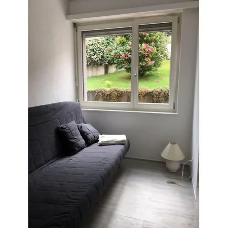 Apartman Holiday Casa Chimp 6 *